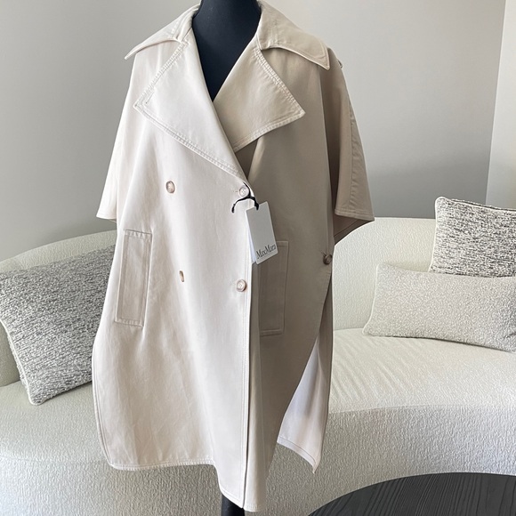 Max Mara Women's Beige FataDouble Breasted Cape Jacket Coat